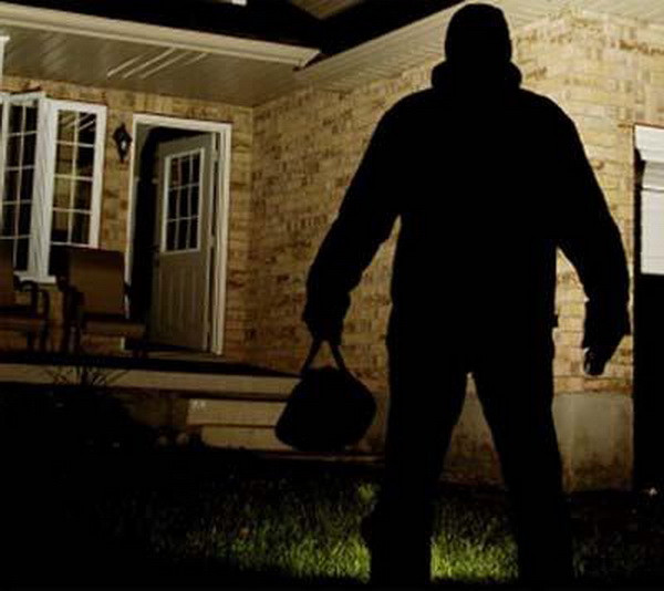 Nạn đạo chích tại Italy tăng chóng mặt, mỗi phút xảy ra 2 vụ ảnh 1