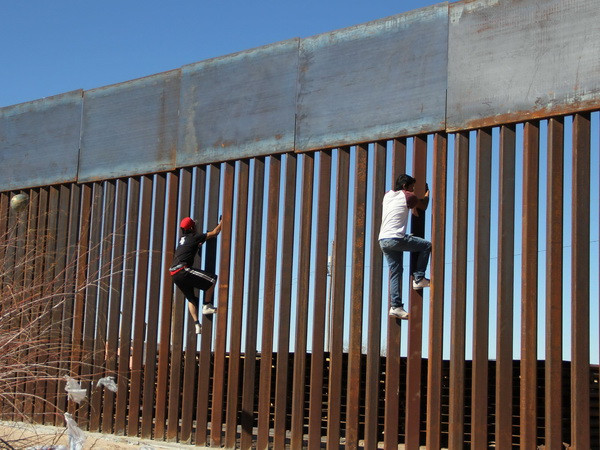 Mexico khởi động chương trình bảo vệ người nhập cư tại Mỹ ảnh 1