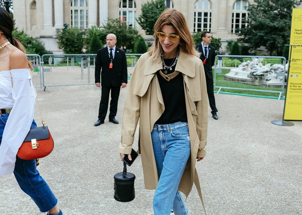 Street style gây "sốt" tại Tuần lễ Thời trang Paris Xuân Hè 2017 ảnh 10