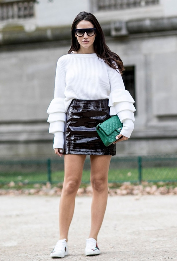 Street style gây "sốt" tại Tuần lễ Thời trang Paris Xuân Hè 2017 ảnh 19