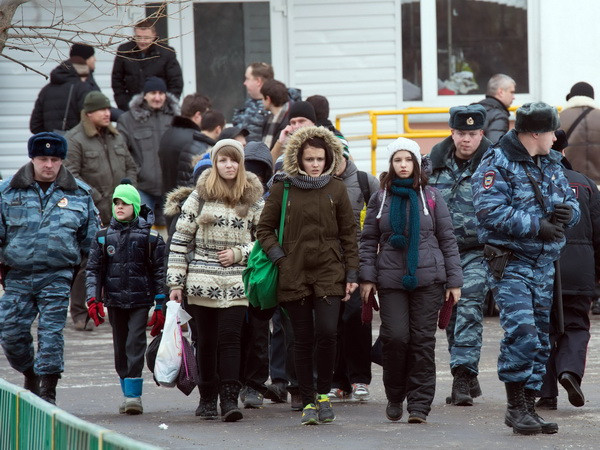 Hạ viện Nga sẽ xét mở rộng quyền nổ súng của cảnh sát ảnh 1