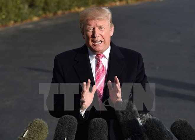 Tổng thống Mỹ Donald Trump tuyên bố siết chặt trừng phạt Triều Tiên ảnh 1