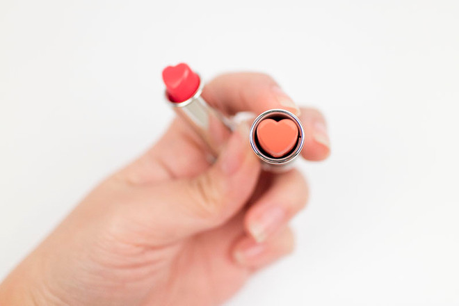 Những món mỹ phẩm hình trái tim đáng yêu dành cho mùa Valentine ảnh 10