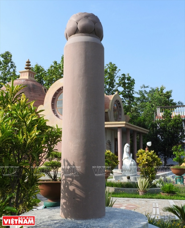 Chùa Linh Sơn - điểm dừng chân của du khách Việt trên đất Ấn Độ ảnh 9