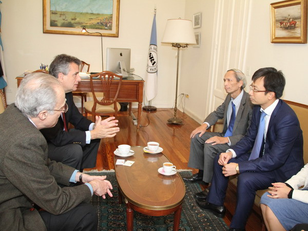 Việt Nam đẩy mạnh xúc tiến thương mại tại Argentina và Paraguay ảnh 2