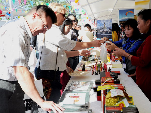 Ấn tượng hàng thủ công mỹ nghệ Việt Nam tại Hội chợ Bazaar ảnh 1