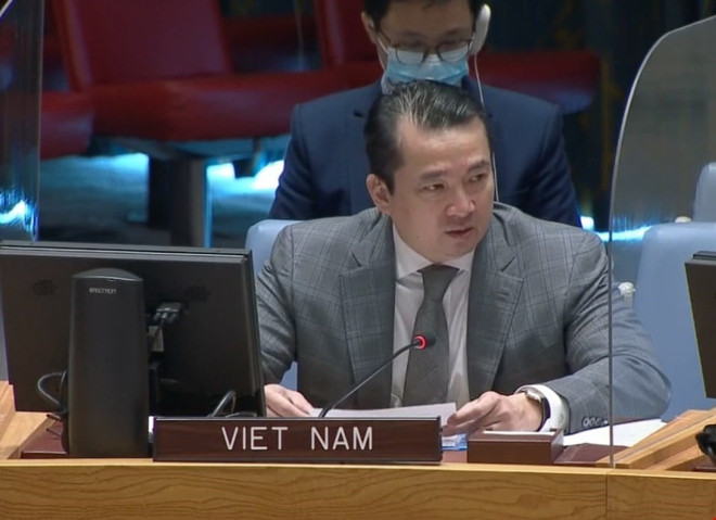 Đại sứ Phạm Hải Anh, Phó Trưởng Phái đoàn Việt Nam tại Liên hợp quốc. (Ảnh: Khắc Hiếu/TTXVN) Việt Nam hoan nghênh chính phủ Syria và phe đối lập nối lại đàm phán ảnh 1