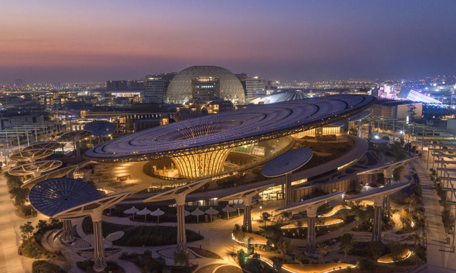 Khu tổ hợp EXPO 2020 Dubai nhìn từ trên cao. Triển lãm World EXPO lần đầu tiên được tổ chức khu vực Trung Đông ảnh 1