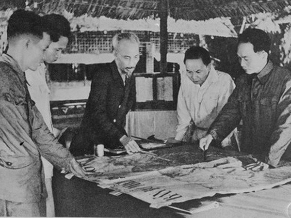 Danh sách giải C và Khuyến khích cuộc thi sáng tác về đạo đức Bác Hồ ảnh 1