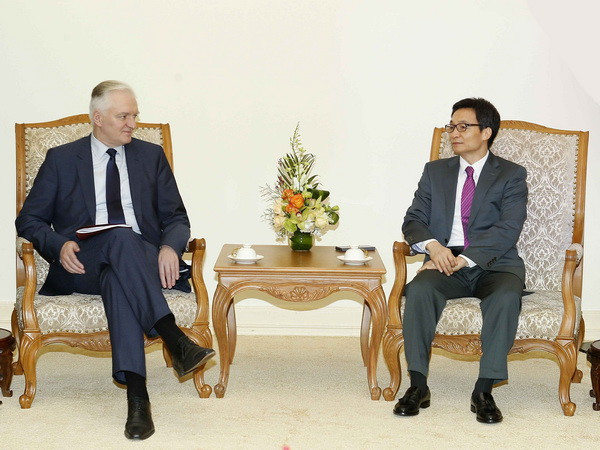 Việt Nam-Ba Lan đẩy mạnh hợp tác giáo dục, khoa học-công nghệ ảnh 1