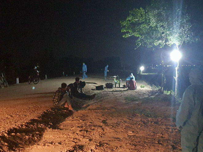 Phát hiện, bắt giữ nhiều đối tượng trong các vụ nhập cảnh trái phép ảnh 2