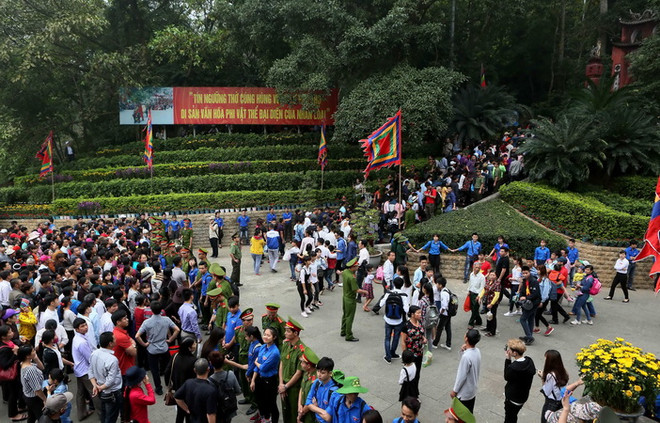 Ban tổ chức Lễ hội Đền Hùng cam kết không để xảy ra nạn "chặt chém" ảnh 1