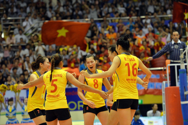 [Photo] Tuyển bóng chuyền nữ Việt Nam khiến khán giả vỡ òa ảnh 4