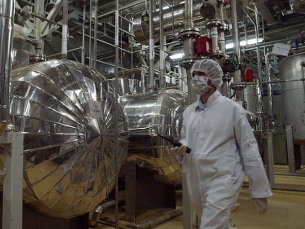 Iran bắn hạ một máy bay do thám Israel gần cơ sở hạt nhân ảnh 1