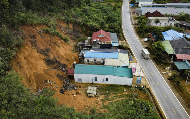 TTXVN_2309 Dien Bien sat lo 7.jpg