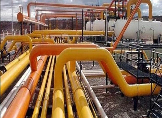 Lệnh trừng phạt với dầu Nga đe dọa nguồn cung nội địa của Slovakia ảnh 1