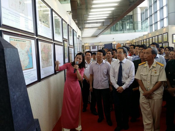 Triển lãm tư liệu khẳng định chủ quyền về Hoàng Sa, Trường Sa ảnh 1