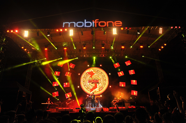 Rock Việt tự hào tỏa sáng cùng các ban nhạc rock nước ngoài ảnh 3