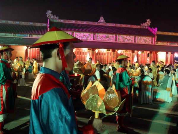 Tổ chức "Tuần lễ Vàng du lịch tại Di sản Huế" đợt 2 năm 2015 ảnh 1