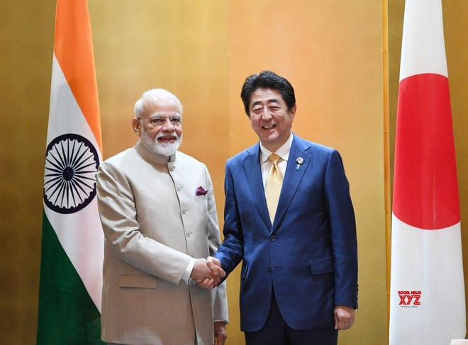 Thủ tướng Nhật Bản Shinzo Abe hội đàm với người đồng cấp Ấn Độ Narendra Modi. (Nguồn: socialnews.xyz) Nhật Bản và Ấn Độ nhất trí thúc đẩy hợp tác về quốc phòng ảnh 1