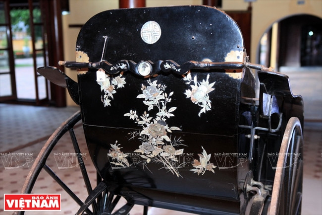 Chiêm ngưỡng chiếc xe cổ tinh xảo của Hoàng Thái Hậu Từ Minh ảnh 7