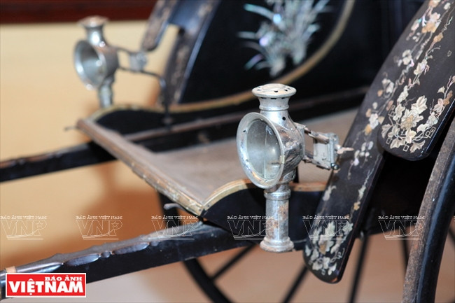 Chiêm ngưỡng chiếc xe cổ tinh xảo của Hoàng Thái Hậu Từ Minh ảnh 5