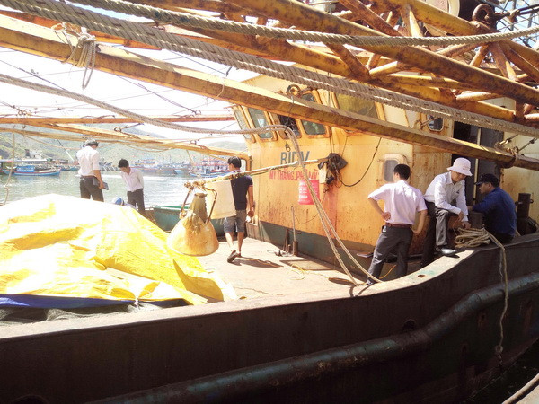 Tiếp tục khắc phục sự cố đóng tàu vỏ thép tại tỉnh Bình Định ảnh 1