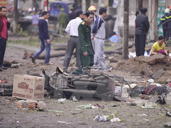 [Video] Vật liệu nổ quân dụng gây vụ nổ kinh hoàng tại Hà Đông ảnh 1