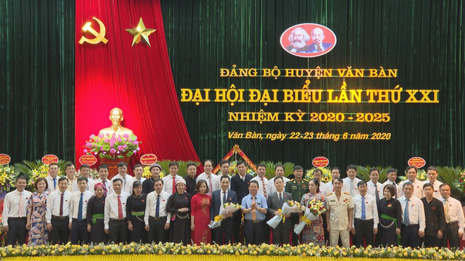 Lào Cai hoàn thành Đại hội Đảng bộ cấp trên cơ sở sớm nhất cả nước ảnh 1