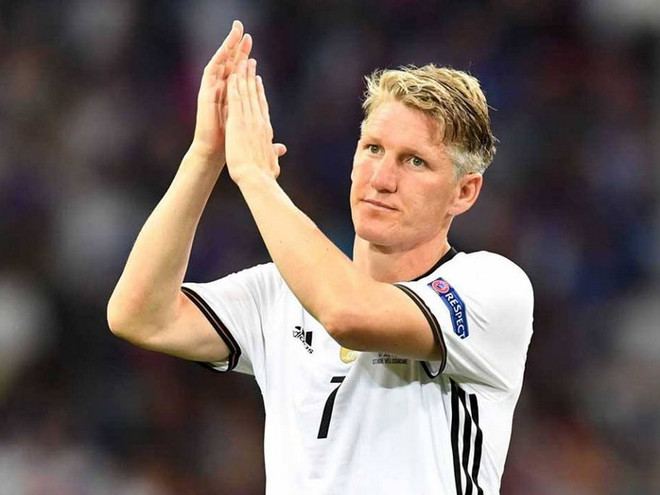 Bastian Schweinsteiger gửi tâm thư sau thất bại của tuyển Đức ảnh 1