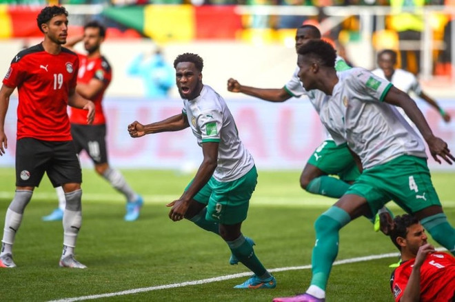 Senegal vượt qua Ai Cập để giành vé dự World Cup 2022. (Nguồn: AP) Châu Phi xác định xong 5 đội tuyển giành quyền tham dự World Cup 2022 ảnh 1