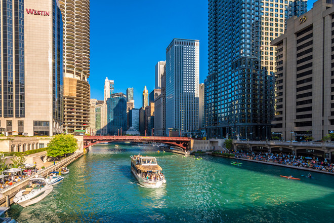 Khu phức hợp Marina City (Chicago, Mỹ). Những thành phố cảng “trên bến dưới thuyền” sầm uất trên thế giới ảnh 1