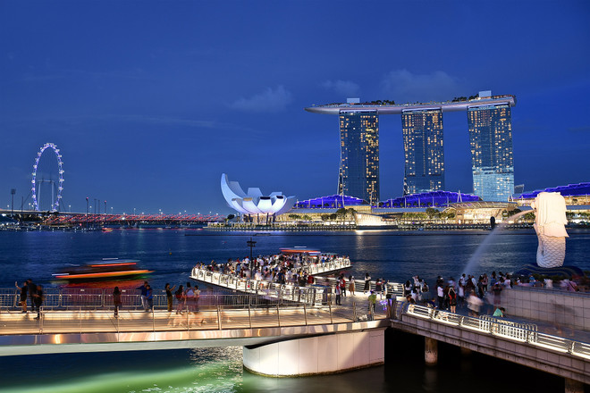 Toàn cảnh Marina Bay Sands. Những thành phố cảng “trên bến dưới thuyền” sầm uất trên thế giới ảnh 3