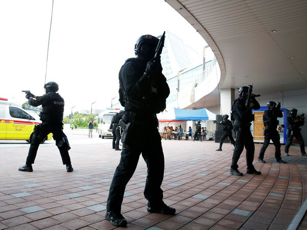 Hàn Quốc hoãn triển khai bộ tư lệnh đặc biệt đối phó với Triều Tiên ảnh 1