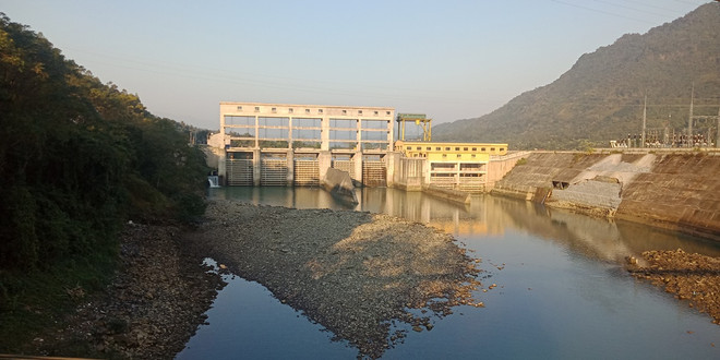 Thống nhất điều chỉnh chế độ vận hành xả nước của các hồ đập thủy điện ảnh 1