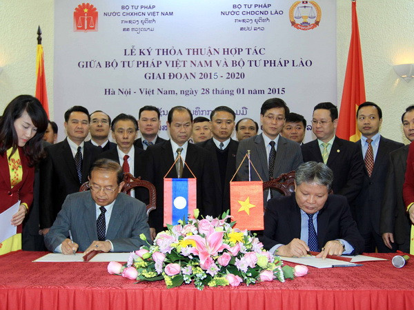Việt-Lào thúc đẩy hợp tác trong lĩnh vực pháp luật và tư pháp ảnh 1