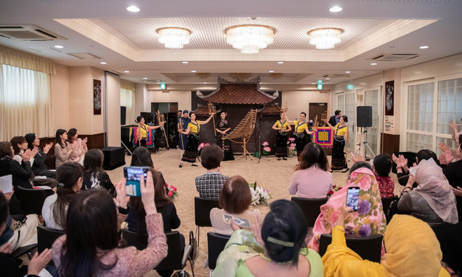 ttxvn trai_nghiem_thanh_am_va_tam_hon_cua_van_hoa_viet_nam_tai_nhat_ban2_resize.jpg