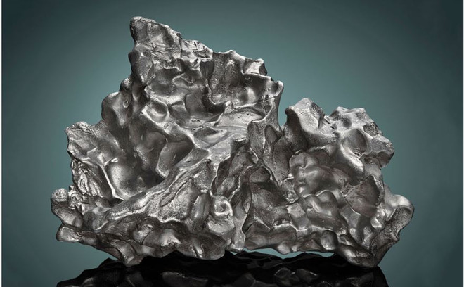 Lừa bán 'thiên thạch cổ có tính năng hủy kính' với giá gần 7 tỷ USD ảnh 1