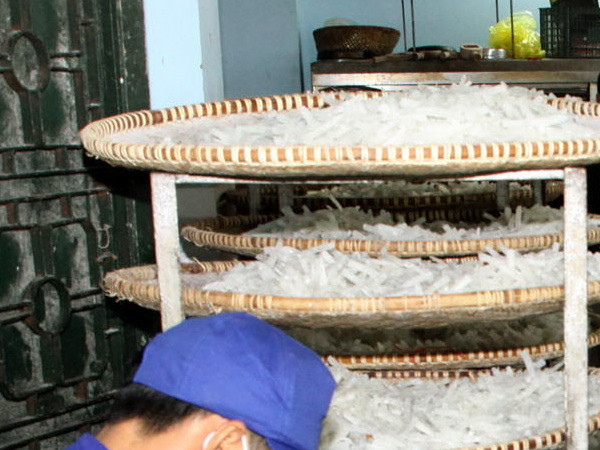 Hà Nội: Phát hiện nguyên liệu làm mứt không đảm bảo vệ sinh ảnh 1