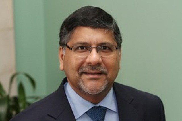 Anh phớt lờ cảnh báo cấm bay tại không phận quốc tế ở Biển Đông ảnh 1