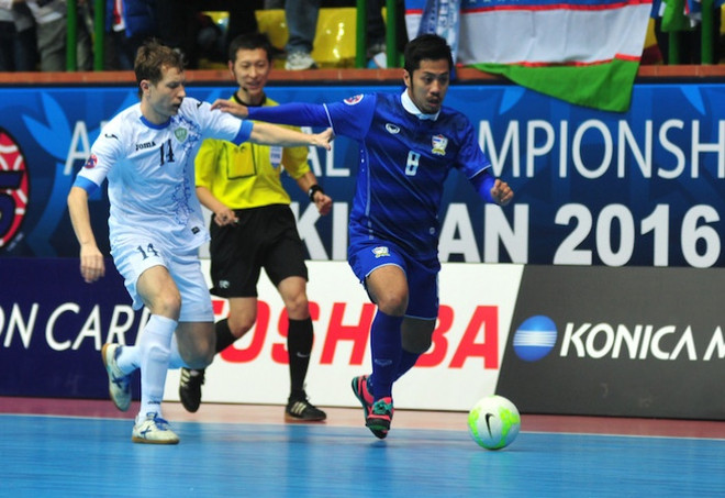 Uzbekistan vào chung kết sau trận cầu kịch tính với Thái Lan ảnh 1