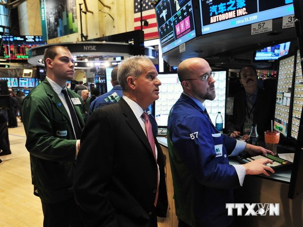 Chứng khoán toàn cầu xanh sàn, S&P 500 lập kỷ lục mới ảnh 1