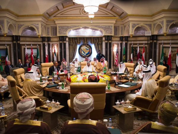 Mỹ và các nước vùng Vịnh cam kết thúc đẩy hòa bình Trung Đông ảnh 1
