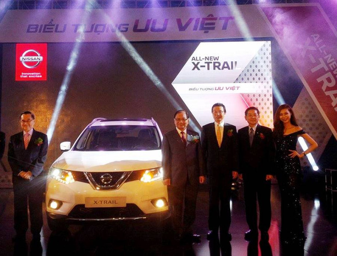 Nissan X-Trail tung 3 phiên bản, giá bán thấp nhất 998 triệu đồng ảnh 1