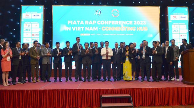 Liên kết, hợp tác phát triển dịch vụ logistics với khu vực và quốc tế ảnh 2