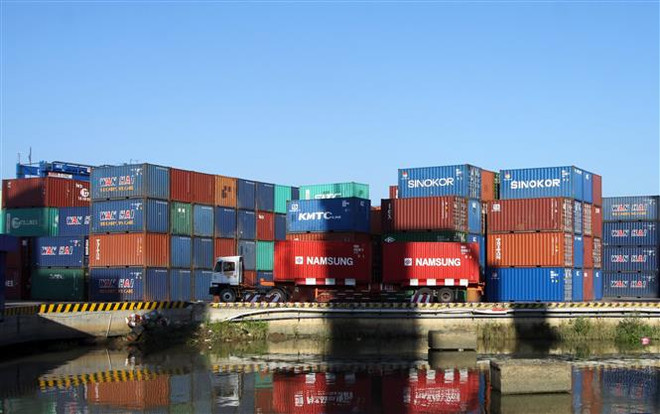 Doanh nghiệp chật vật khi 50 container cá ngừ bị ách tại cảng ảnh 1