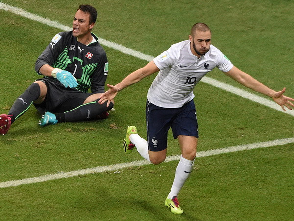 Ảnh động pha bỏ lỡ cơ hội mười mươi của sao gốc Việt ảnh 1