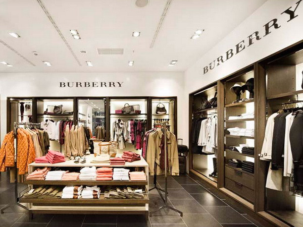 Anh: Ngành thời trang đóng góp vào nền kinh tế gấp đôi ngành ôtô ảnh 1