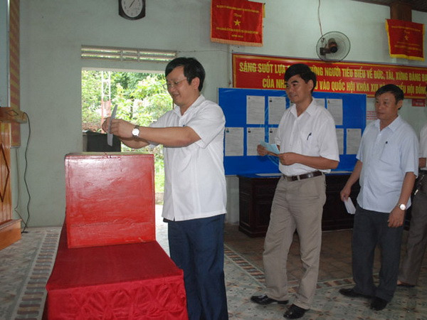 Ngày hội bầu cử trên quê hương của Chủ tịch Hồ Chí Minh ảnh 1