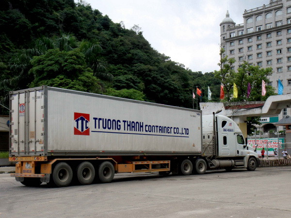 Dồn tắc hàng hóa tại cửa khẩu chủ yếu do sức hút của thị trường ảnh 1